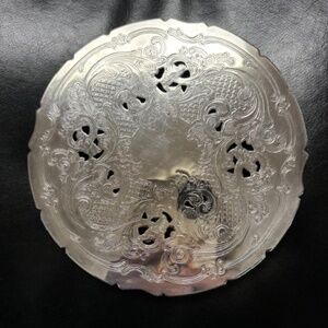 Gotham  vintage Silver plated Original footed Trivet